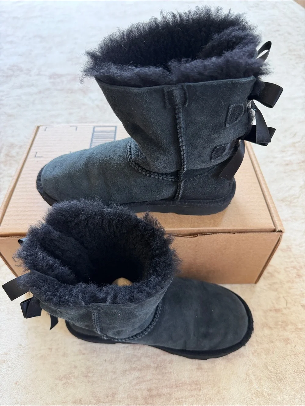 UGG Kids' Bailey Bow II Boot Size 2